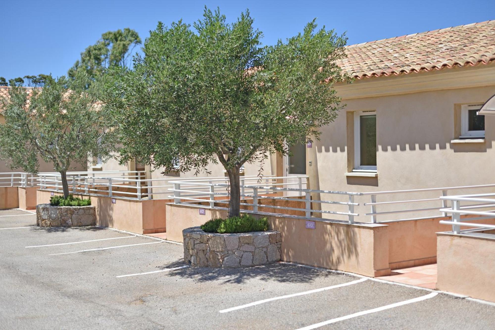 Calvi Appart Hotel Exterior photo